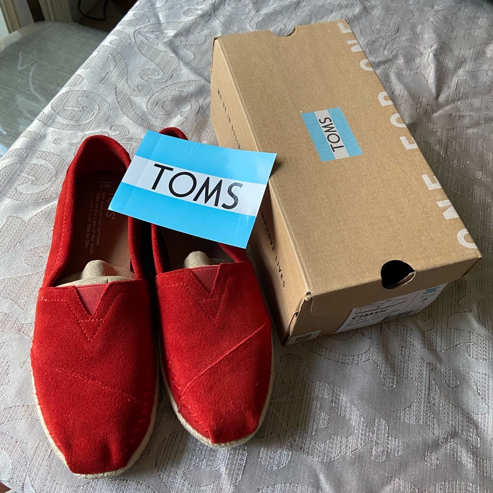 Women’s Toms